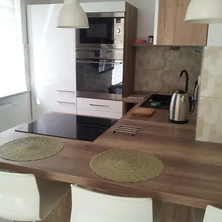 Apartament Lesny Zakatek 4 Apartment *